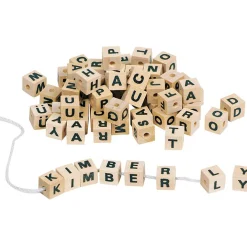 Buchstabenwürfel natur