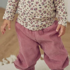 Feincord-Babyhose mit Rüschen altrosa 62