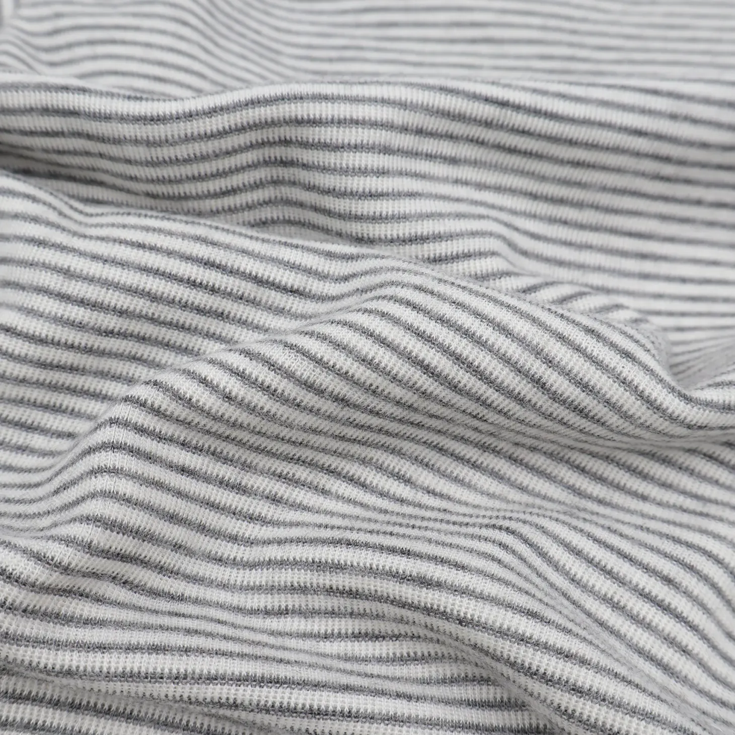 Ganzjahresschlafsack Wolle Seide grau Ringel 90 cm