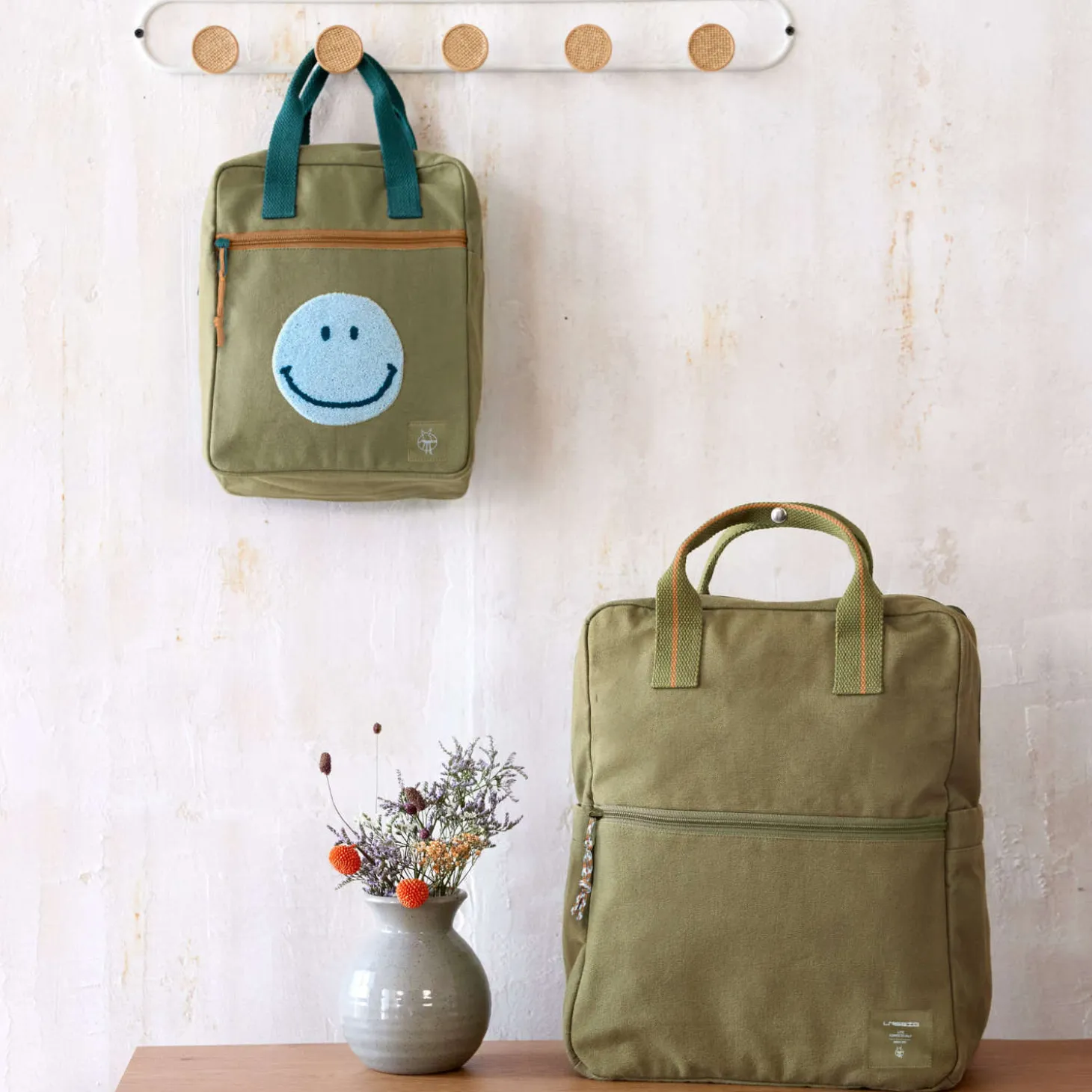 Kindergartenrucksack "Smilie" olive