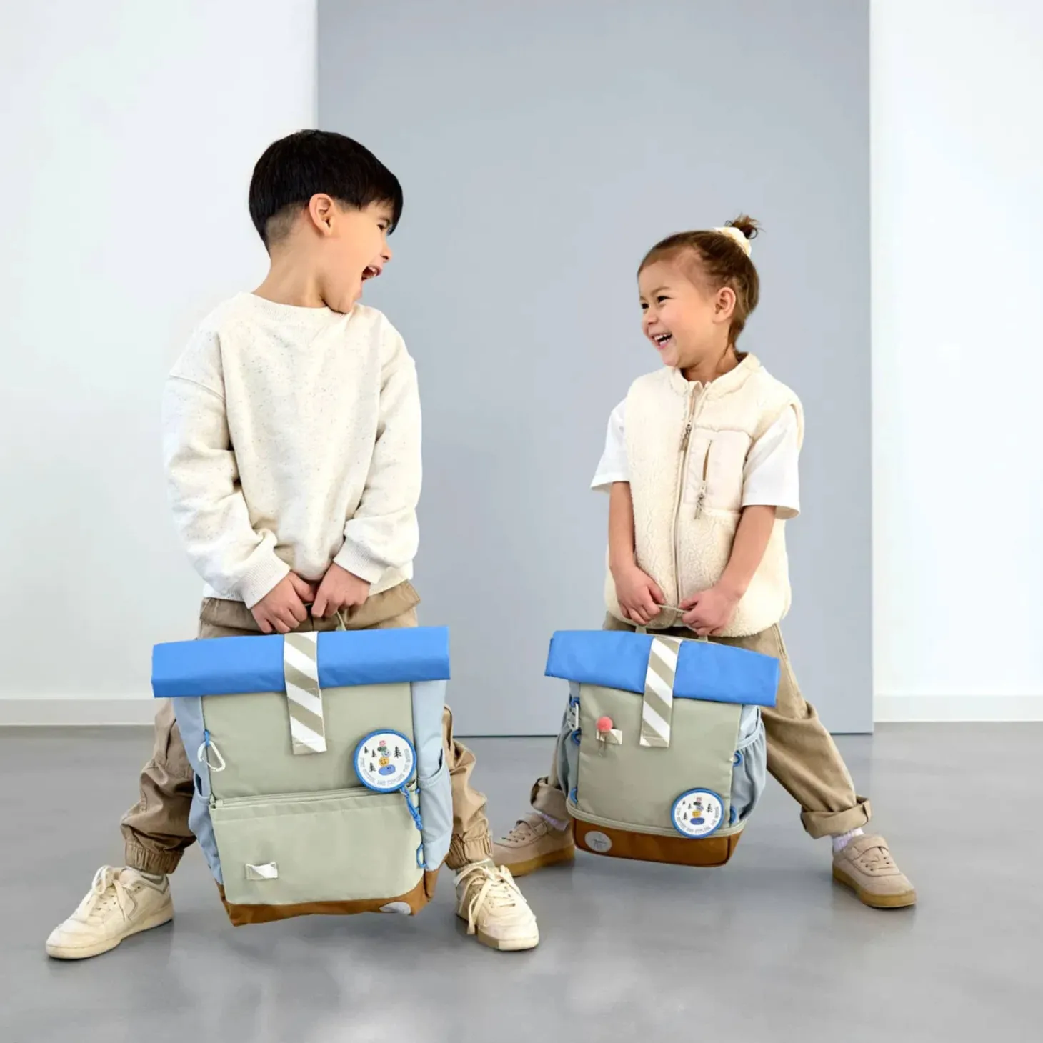 Kinderrucksack Rolltop 11L grün/blau